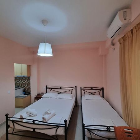 Let Rooms Lukova Ngoại thất bức ảnh