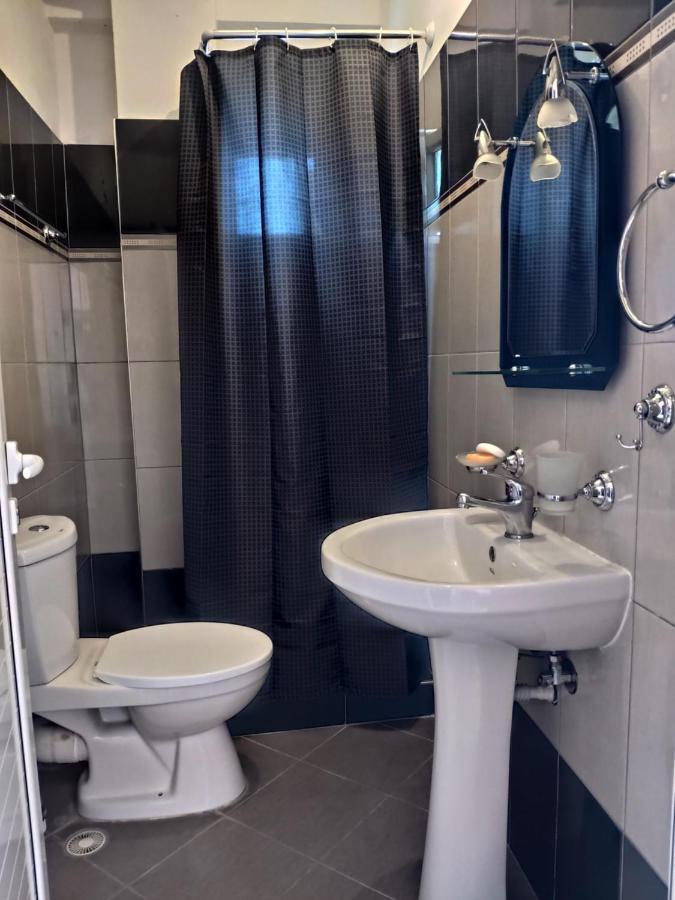 Let Rooms Lukova Ngoại thất bức ảnh
