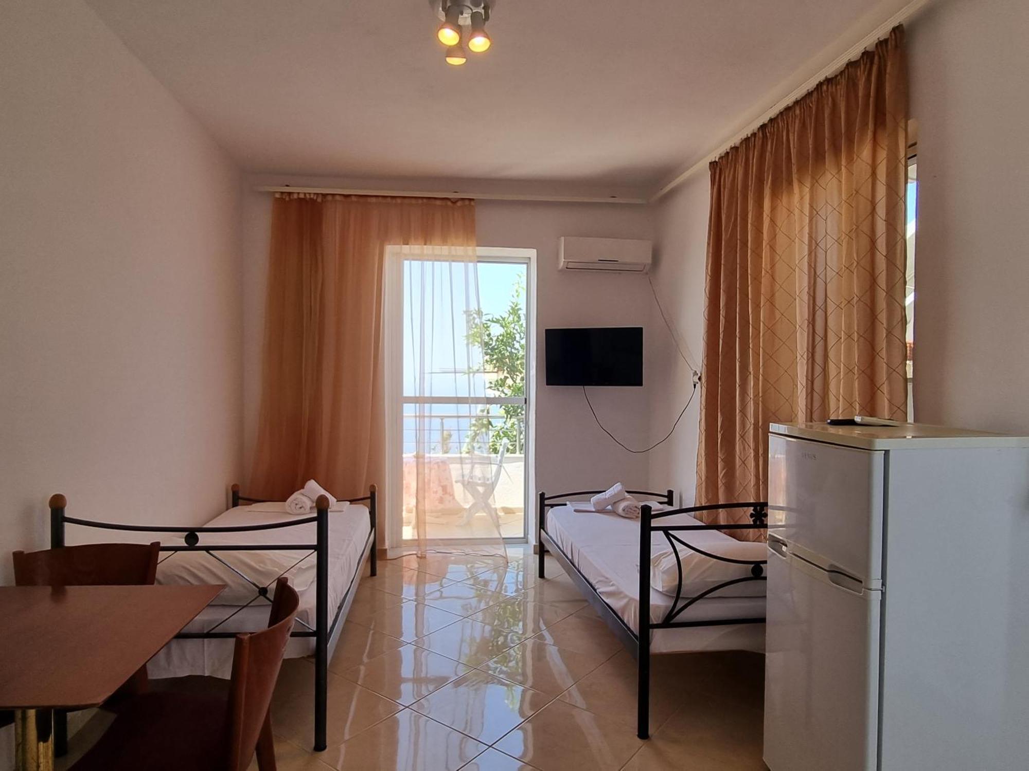 Let Rooms Lukova Ngoại thất bức ảnh