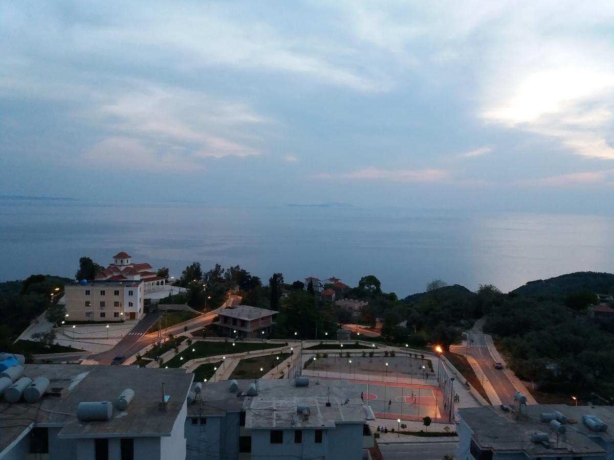Let Rooms Lukova Ngoại thất bức ảnh