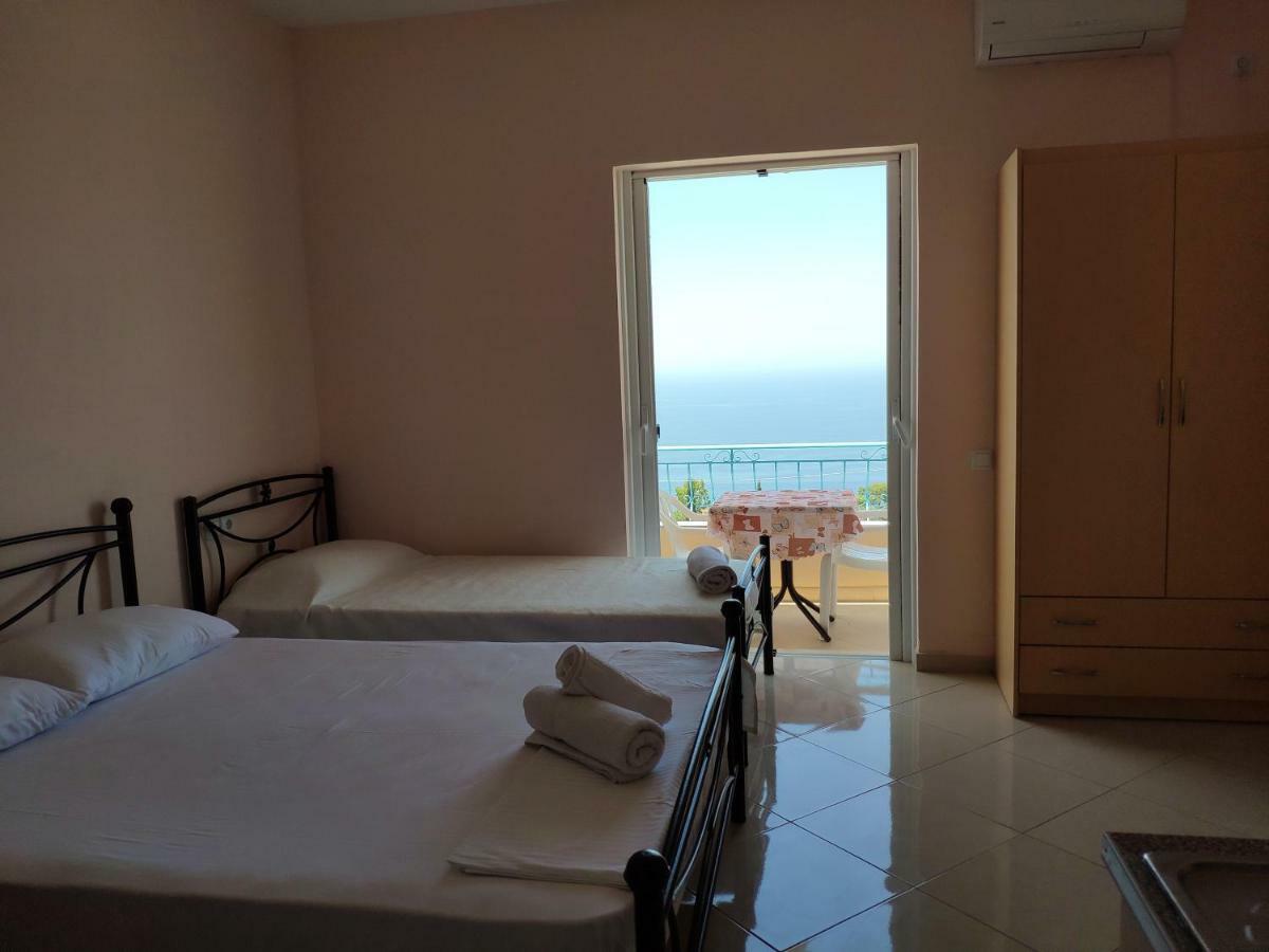 Let Rooms Lukova Ngoại thất bức ảnh