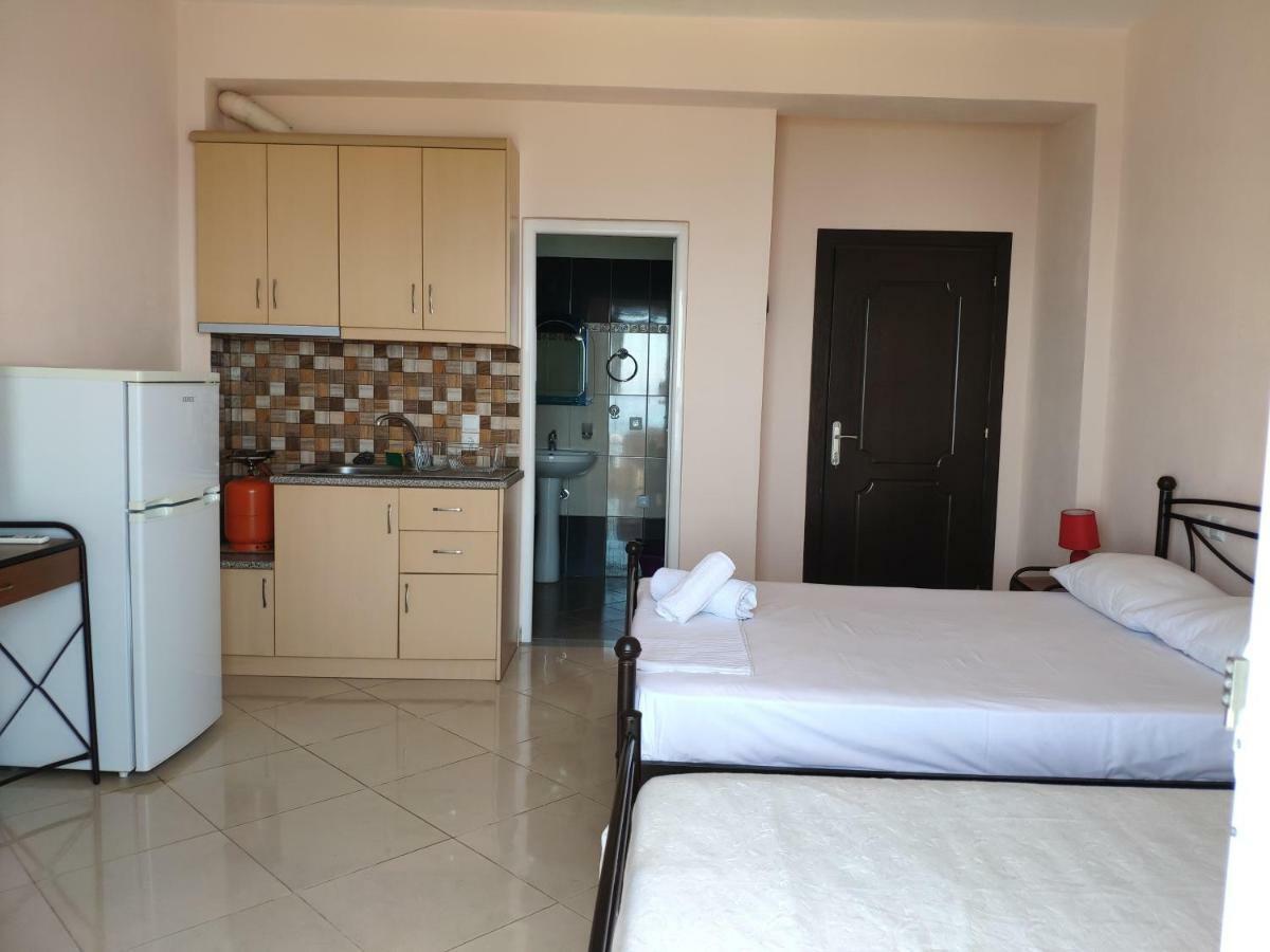 Let Rooms Lukova Ngoại thất bức ảnh